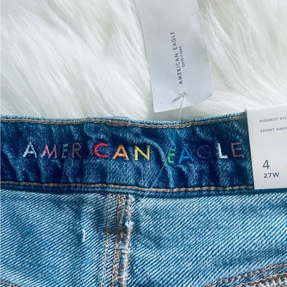 NWT American Eagle Highest Rise Sz 4 Baggy Embroidery Women’s Shorts - Picture 7 of 13